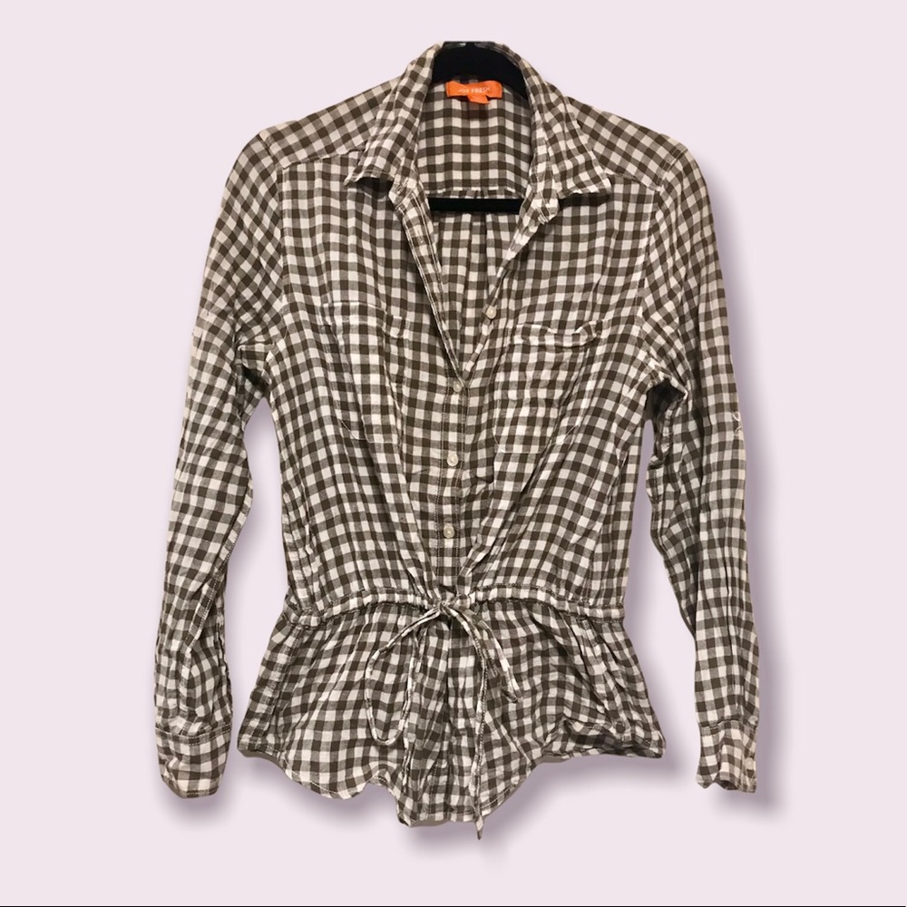 🌟SALE 2/$10.00‼️ Joe Fresh Women’s long Sleeve checkered blouse size M